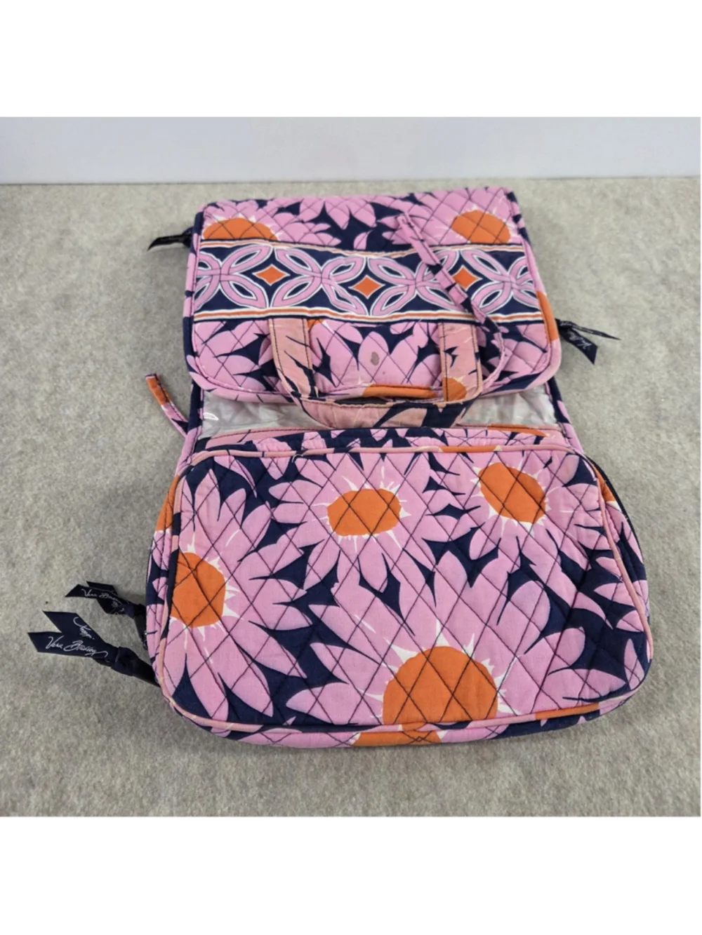 Vera Bradley Quilted Hanging Cosmetic Organizer Retired 